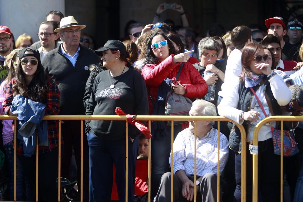 Búscate en la mascletà del 12 de marzo