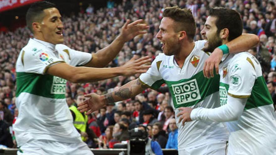 El Eibar se disfraza del Valencia CF que llegó a la final de Champions