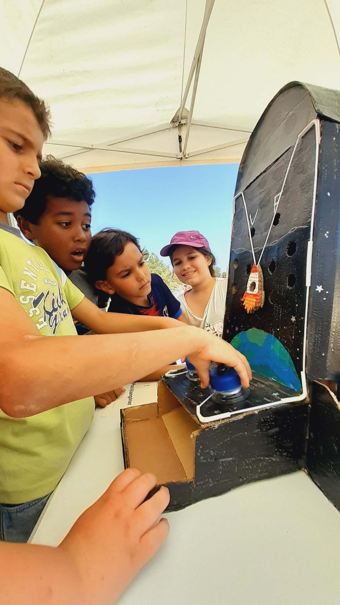 Pequeños maestros del reciclaje en Ibiza