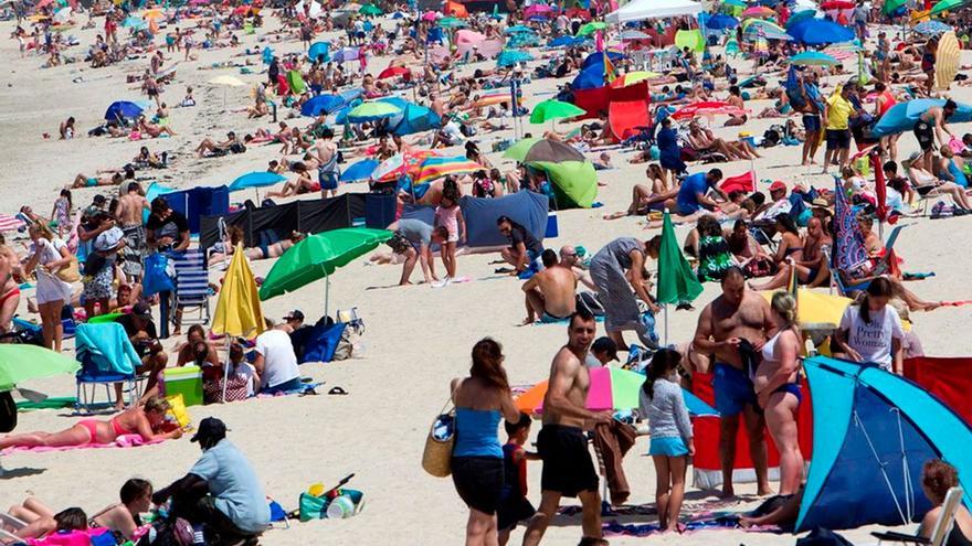 Cómo ir a las playas de Cádiz con el bono gratuito de Renfe