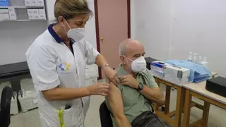 Dos años sin gripe apresuran la llegada del virus a Canarias esta temporada