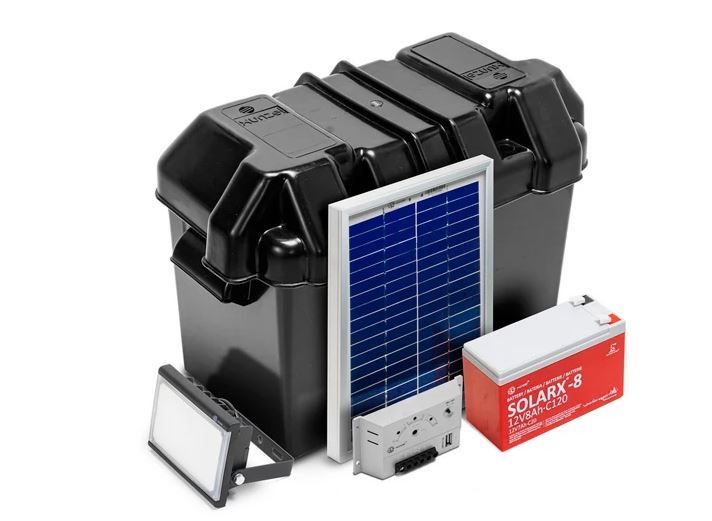 Los productos de Leroy Merlín que conviene tener a mano por si ocurre un gran apagón: kits solares.