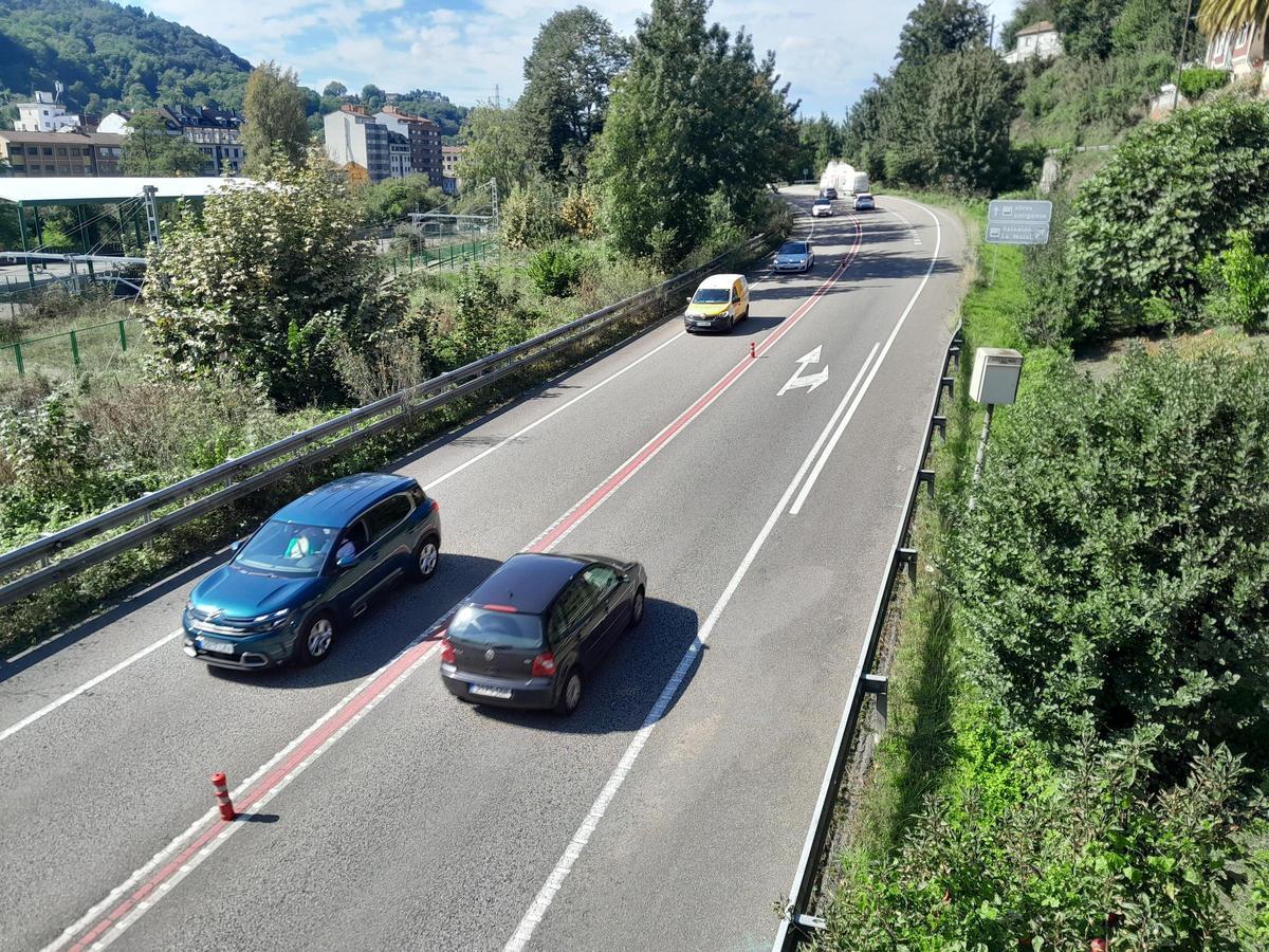 El Corredor del Nalón, a su paso por Sama.