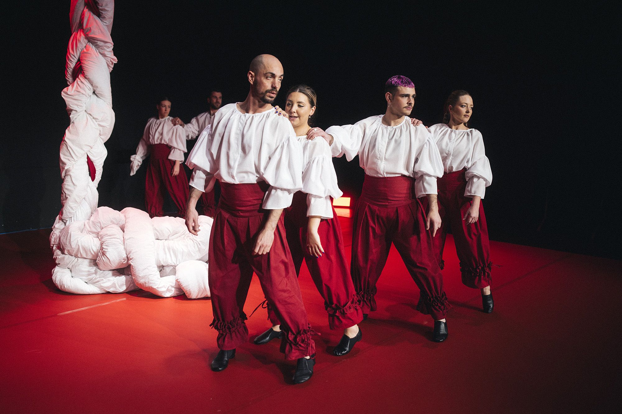 Elenco de bailadores del espectáculo “Ceibe”, de la compañía de danza de Fran Sieira.  Aigi Boga (4).jpg