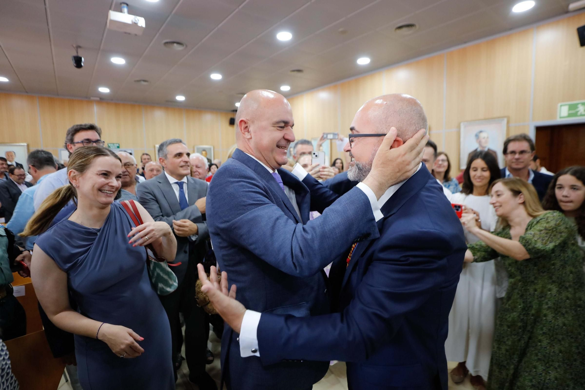 Galería de imágenes de la toma de posesión de Vicent Roig como alcalde de Sant Josep