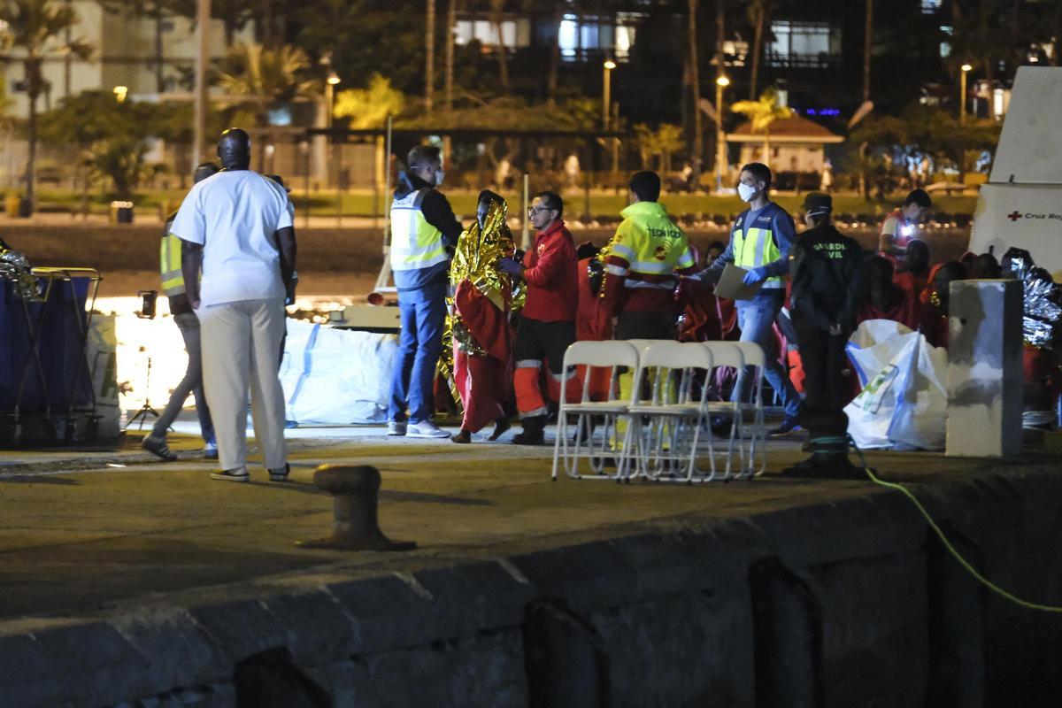 Migrantes llegando a Tenerife.