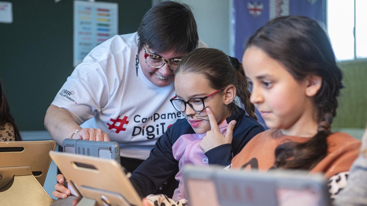 Fundación Cibervoluntarios celebra el Día Internacional de Aprendizaje Digital