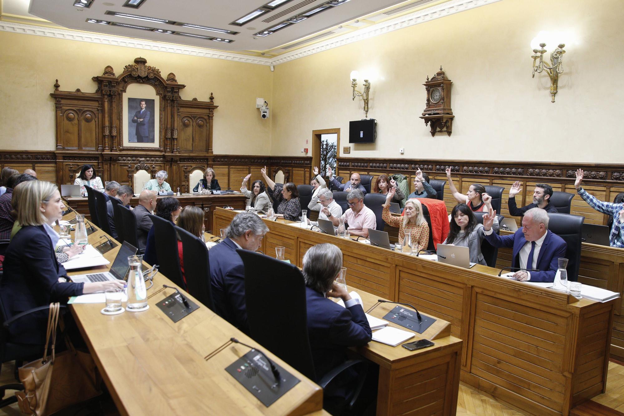 En imágenes: Último Pleno de este mandato en Gijón para aprobar el Plan de Movilidad