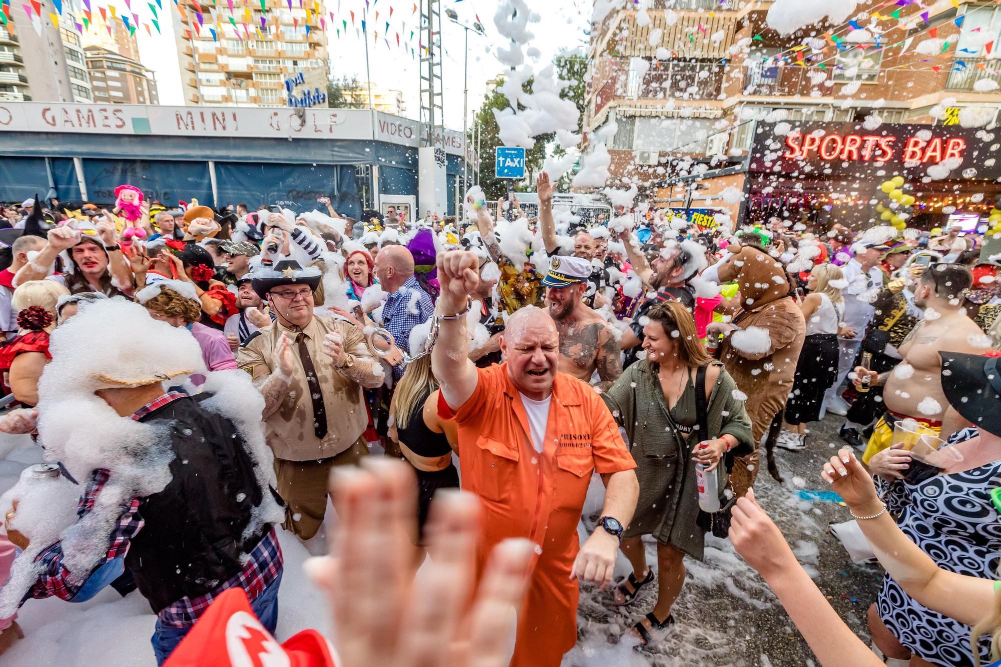 La "Fancy Dress" llena de disfraces Benidorm