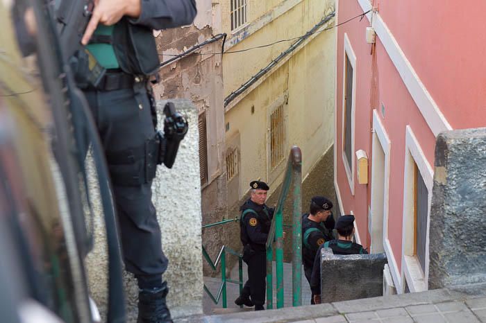 La Guardia Civil registra la vivienda de un ...