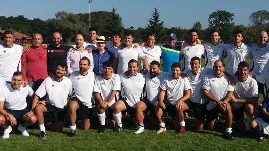 Los abogados de Oviedo, tras la disputa del torneo.