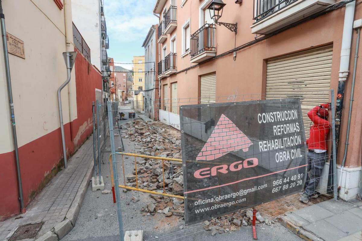 El vial se ha cortado para la realizació de las obras