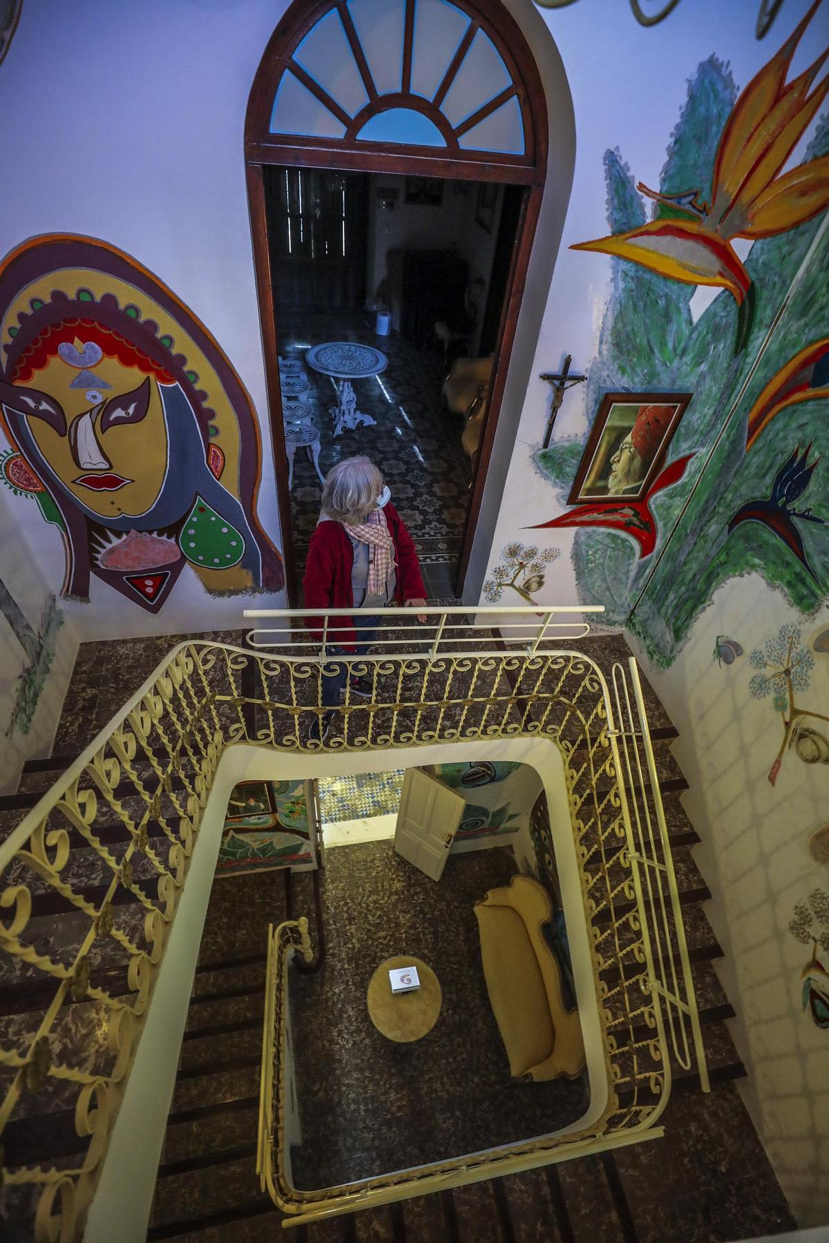 Una de las estancias de Villa Adelaida las que se renovaron los frescos