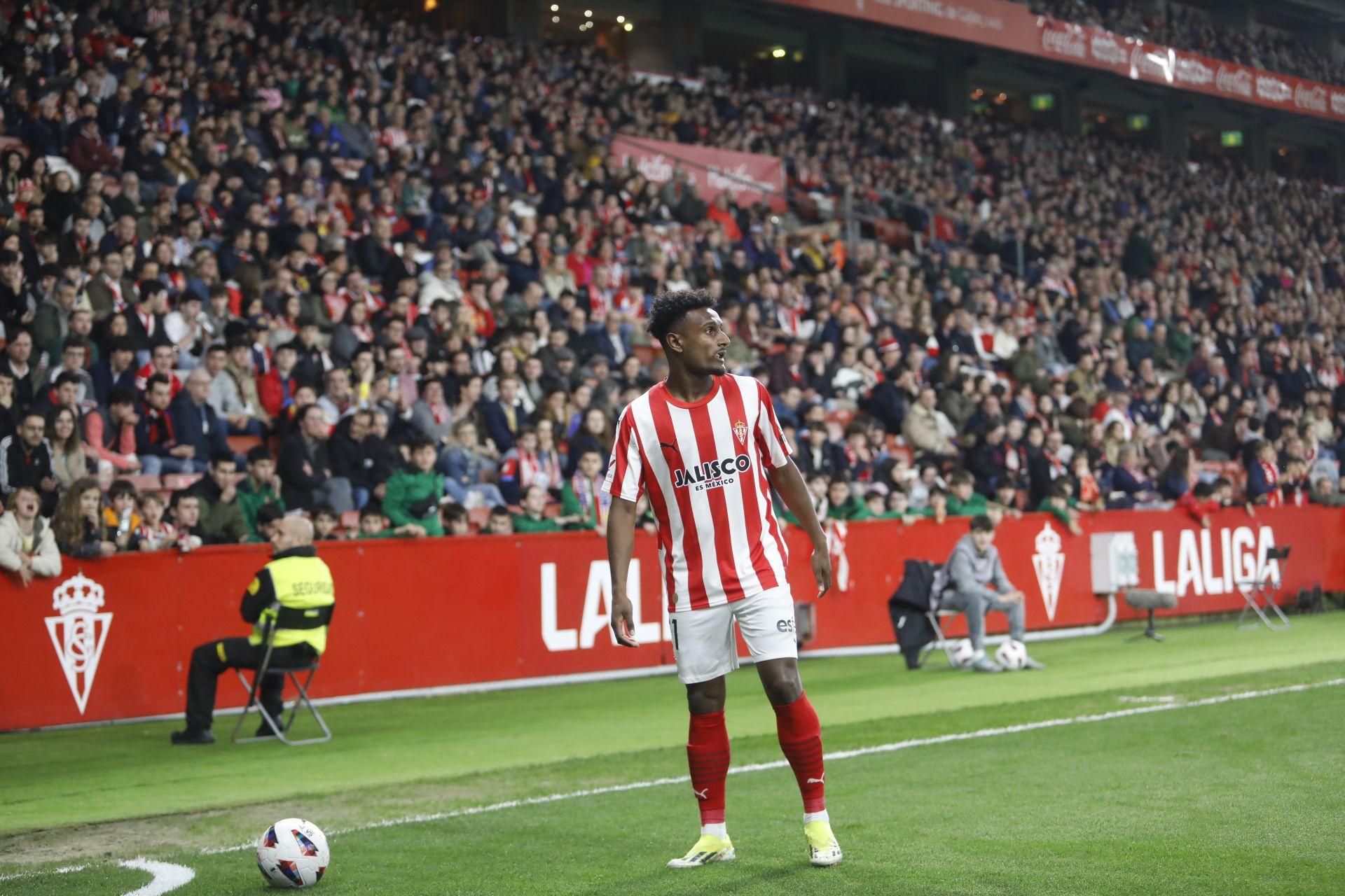 EN IMÁGENES: Todas las fotos del Sporting-Alcorcón disputado en El Molinón