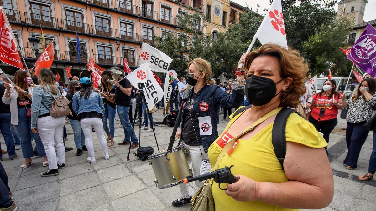 Los trabajadores de Caixabank se manifiestan contra el ERE.