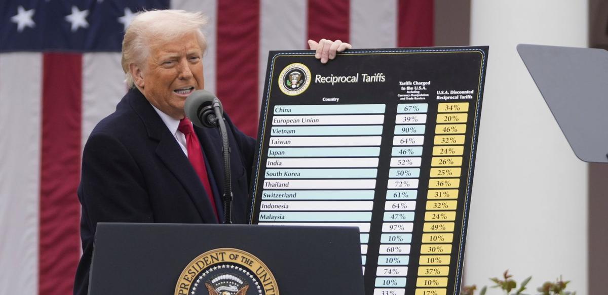 Un tribunal restableix temporalment els aranzels de Trump poc després de ser vetats Un tribunal restableix temporalment els aranzels de Trump poc després de ser vetats