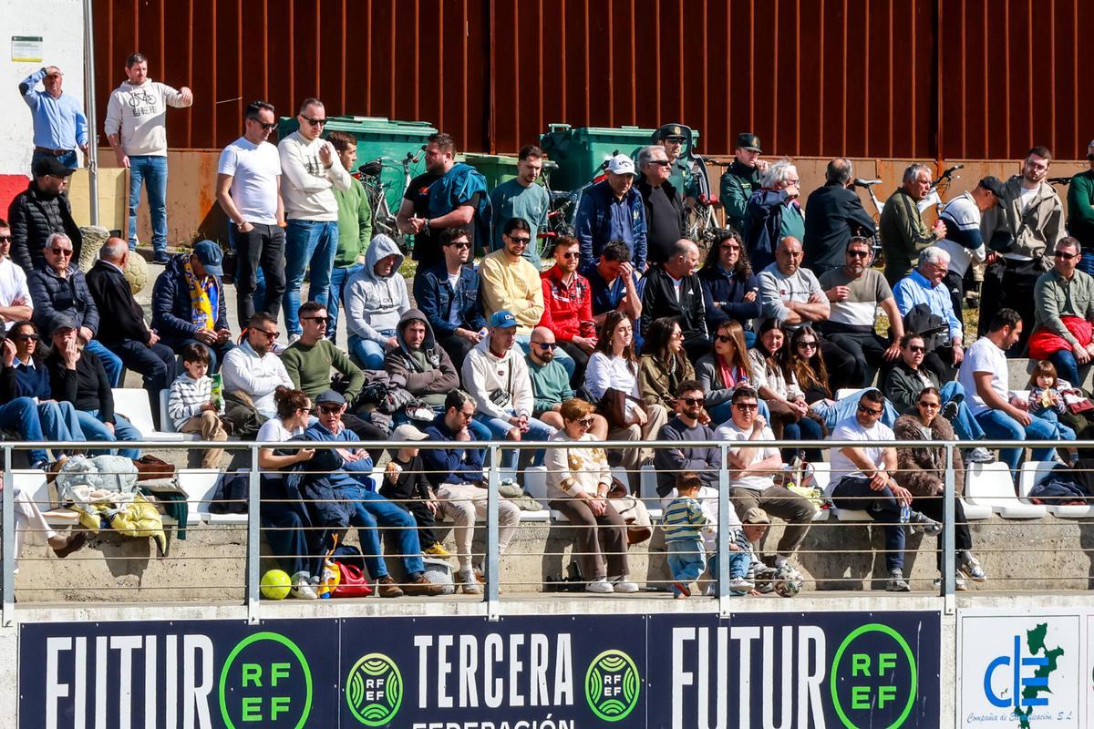 El Céltiga se lleva el derbi con el Cambados (2-0)