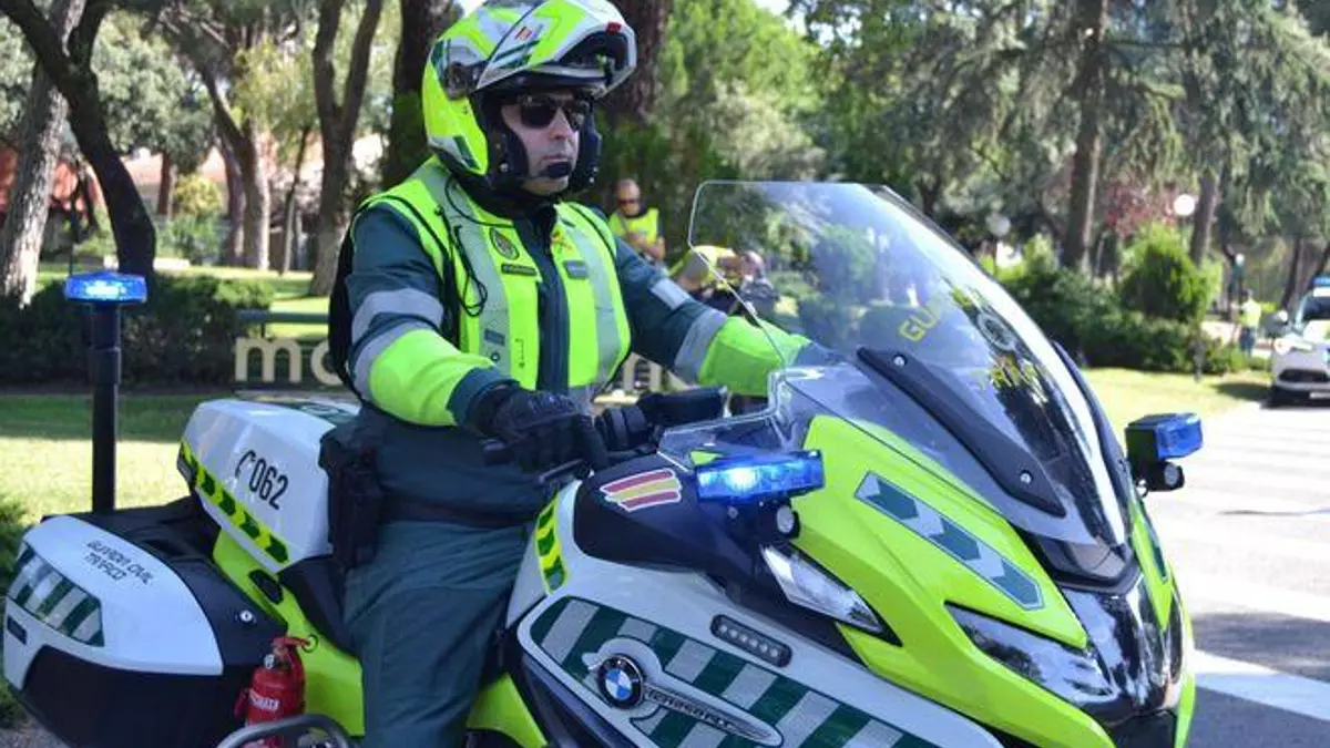La Guardia Civil recibirá 4.262 nuevos chalecos con airbag de la mano de FECSA