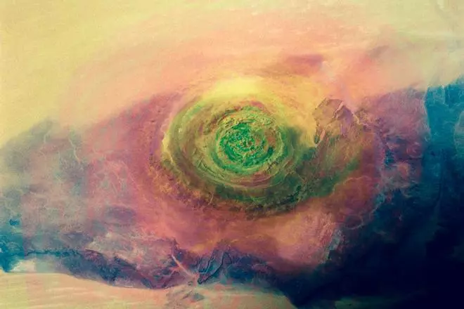 El Ojo de África, uno de los grandes misterios del desierto del Sáhara