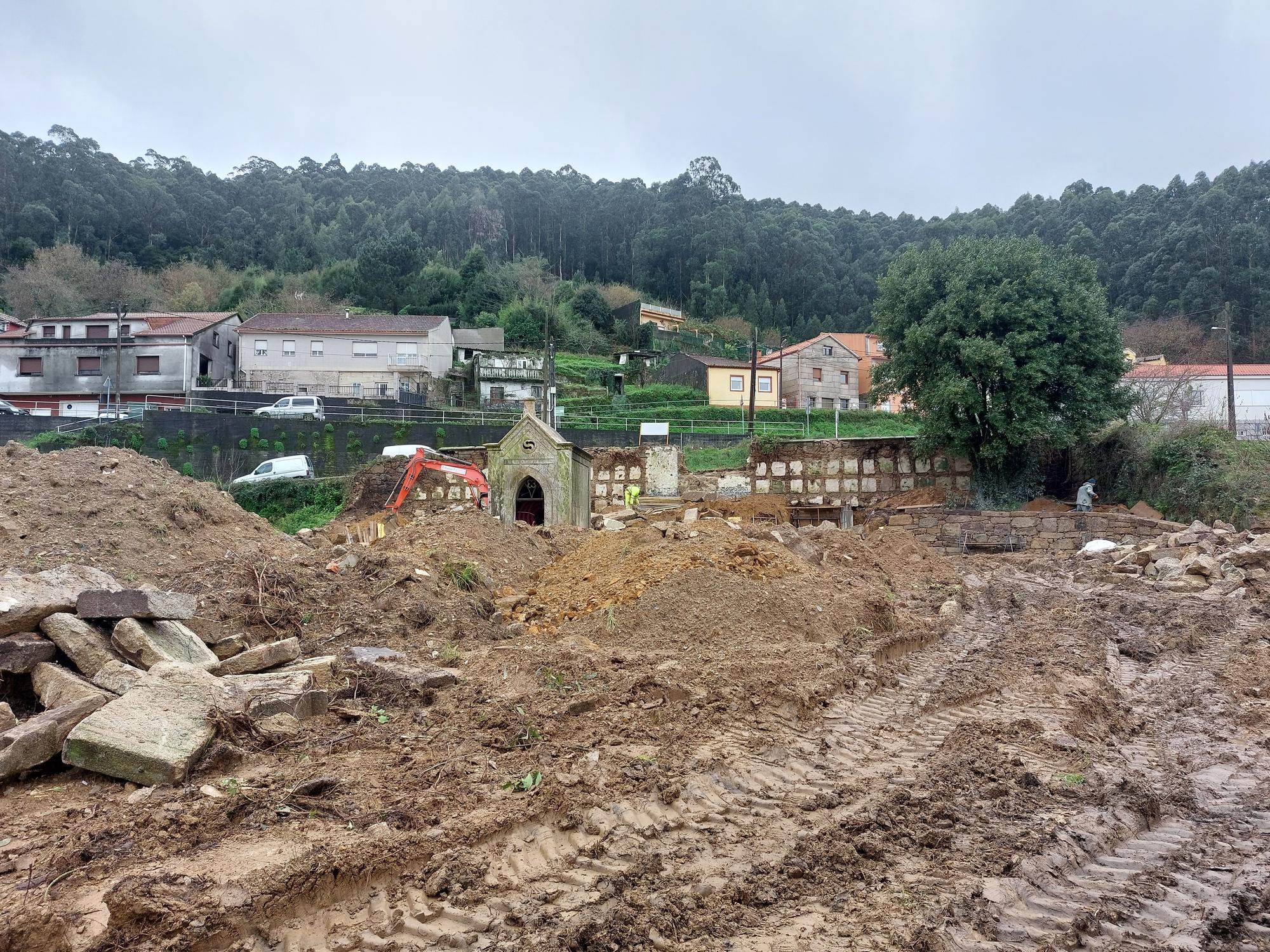 La transformación en imágenes del antiguo cementerio de Bueu