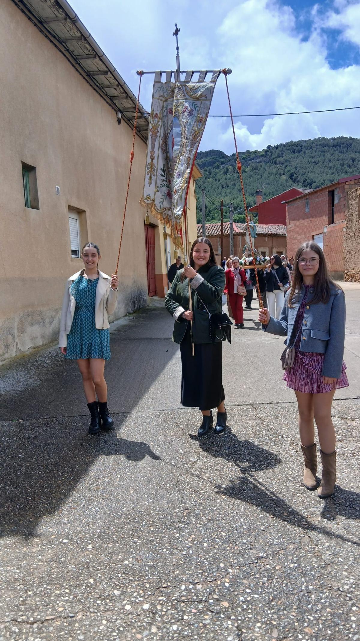 Procesión de Santa Bárbara, en Arrabalde.