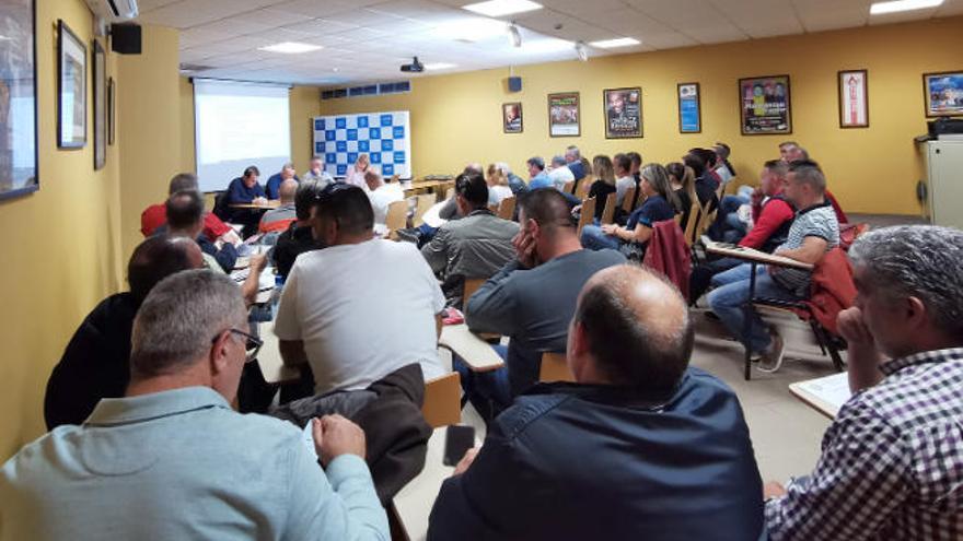 Una imagen de la reunión anual de la Federación Insular de Automovilismo.