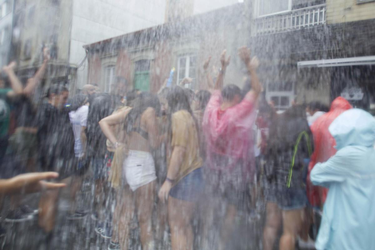 A pesar de la sequía se mantienen las fiestas del agua en Vilagarcía de Arousa