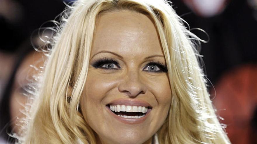 Pamela Anderson visita el Kremlin por su defensa de los animales