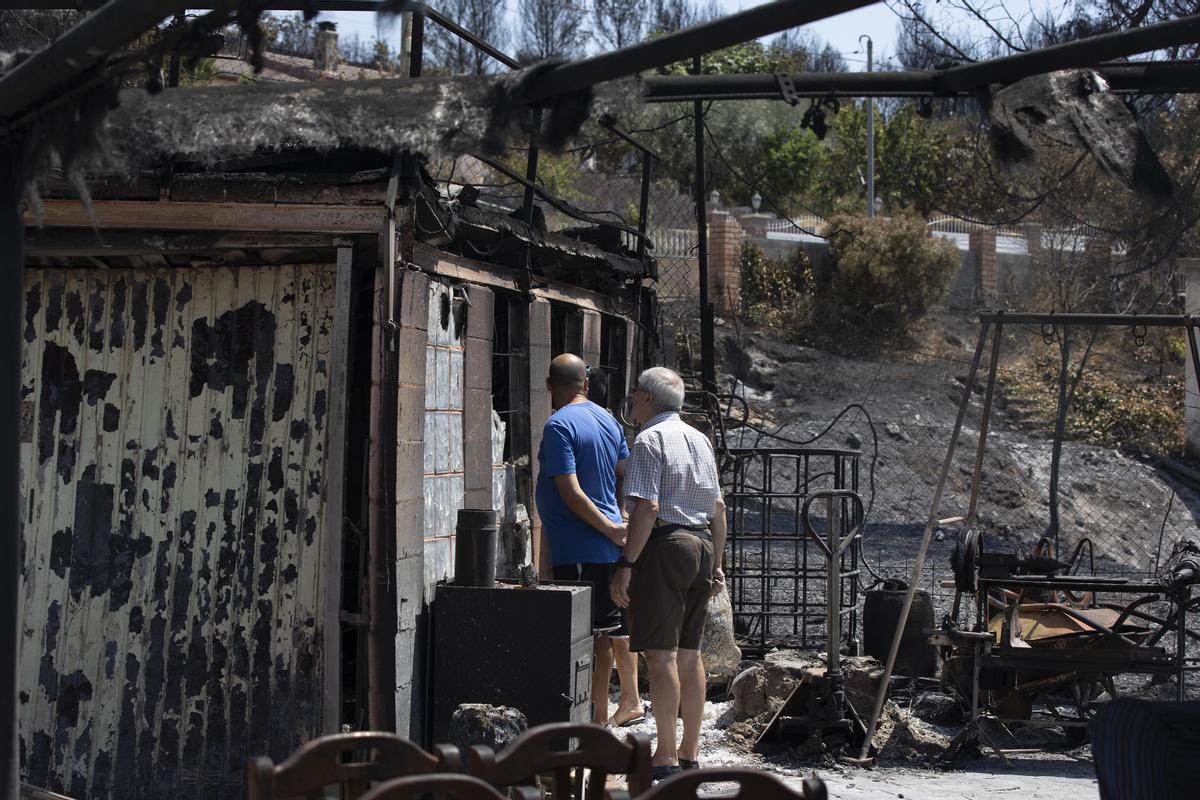  Urbanización River Park del Pont de Vilomara muy afectada por el incendio forestal que empezó el pasado domingo en el Pont de Vilomara (Bages).