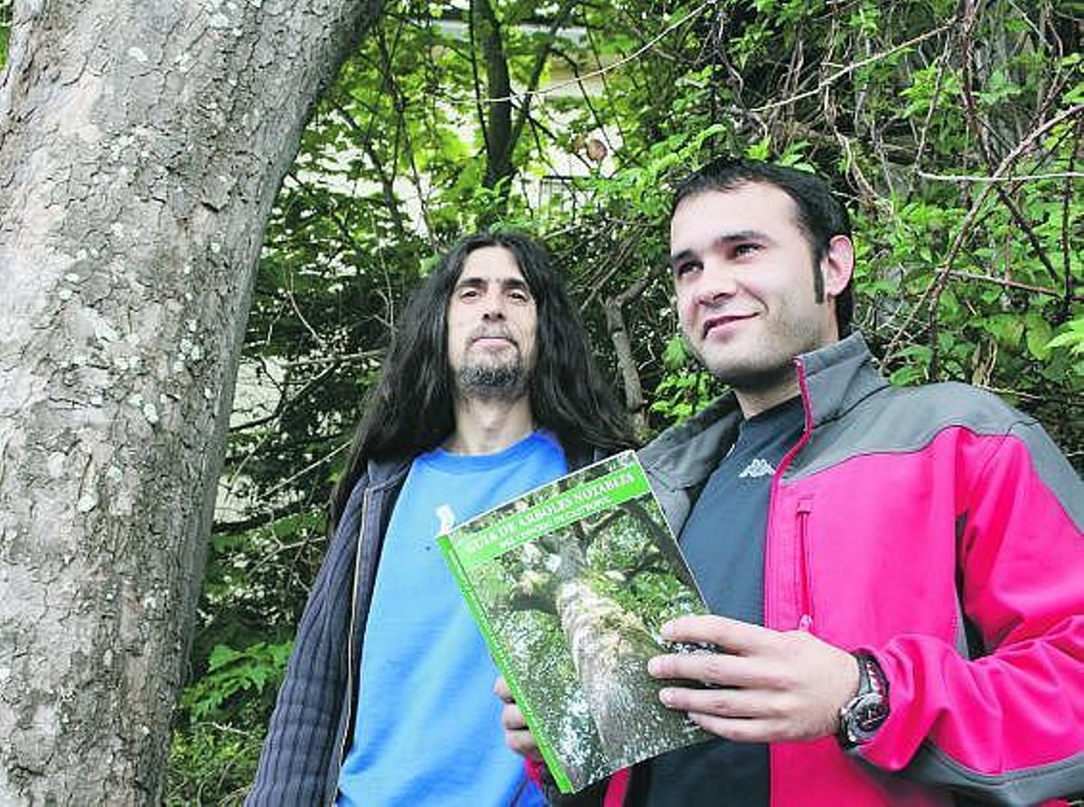 Castropol cataloga sus monumentos verdes
