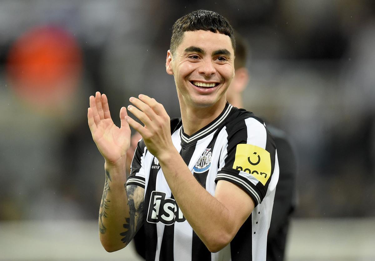 Newcastle - PSG: El gol de Miguel Almirón