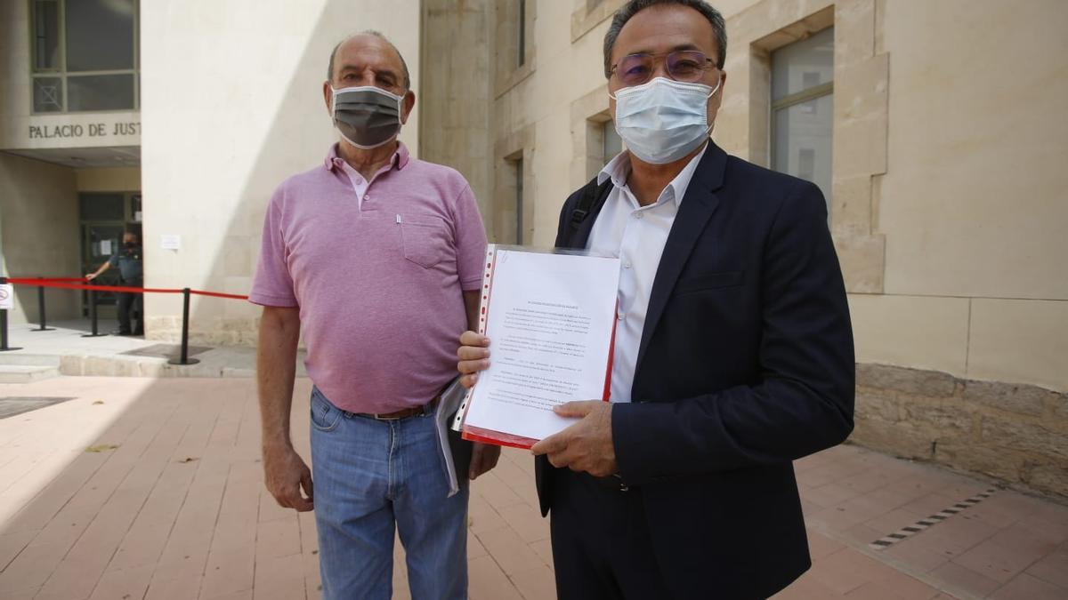 Millana y Sanguino con la denuncia presentada contra Barcala, esta mañana