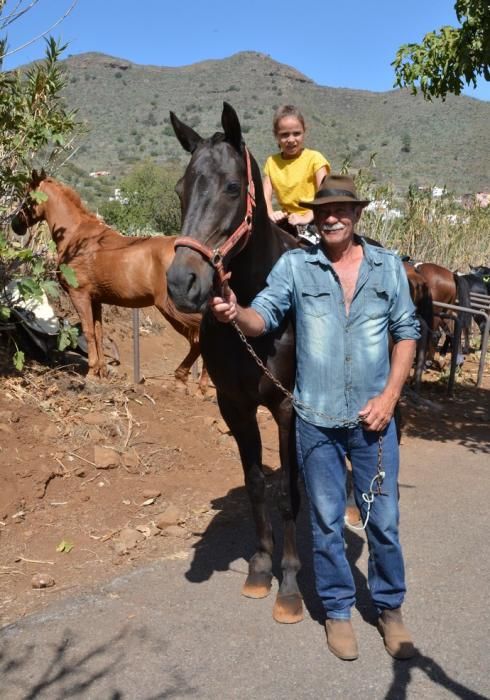 Feria de ganado, misa y procesión de San Miguel