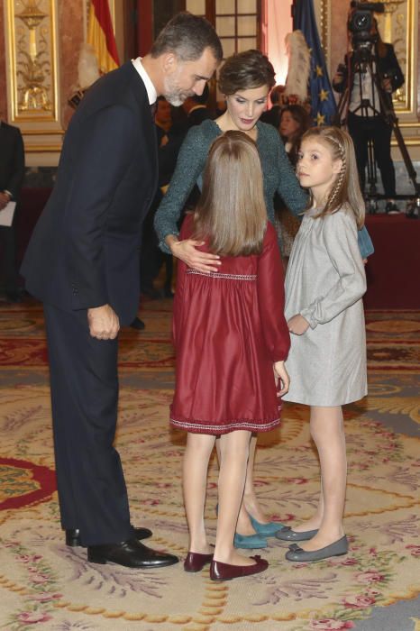 Leonor y Sofía, protagonistas en el Congreso