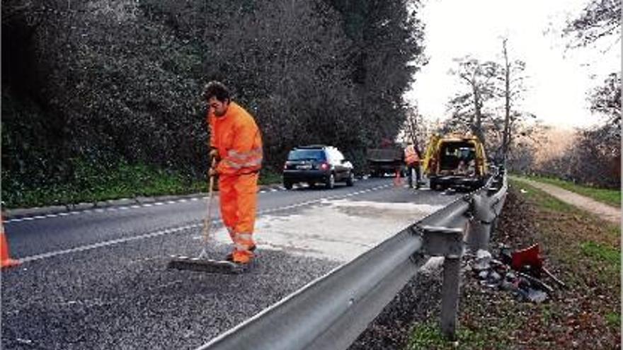 La carretera de la Vergonya ja ha deixat una víctima mortal aquest any.