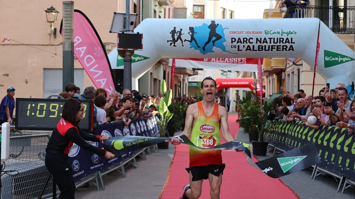 El ganador, Octavio Sanchis, bajo de 1:10h.