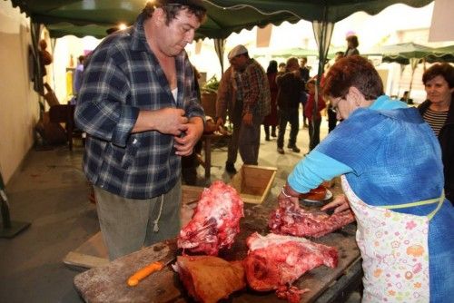 Matanza tradicional en Monfarracinos