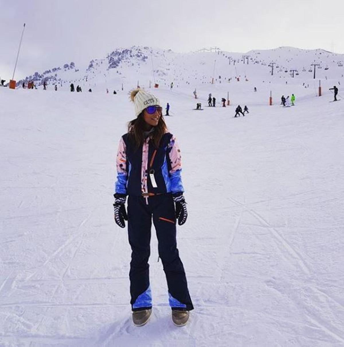 Paula Echevarría y Dulceida nos enseñan a vestir en la nieve