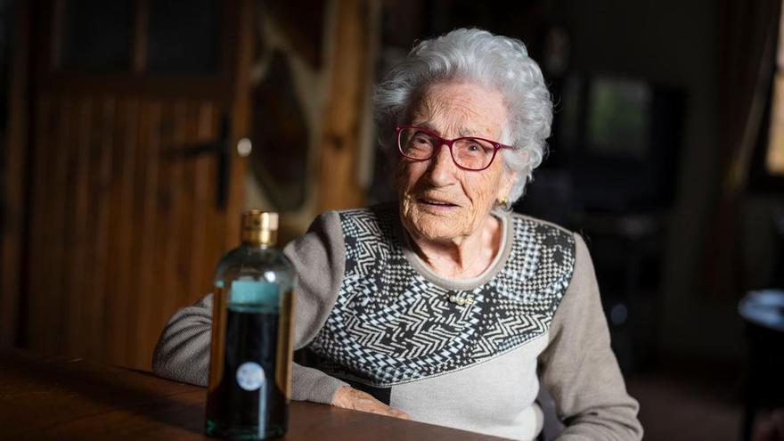 Mor als 106 anys Maria Canaleta, la veïna de Riells i Viabrea que va "ressuscitar" la ratafia de la seva àvia