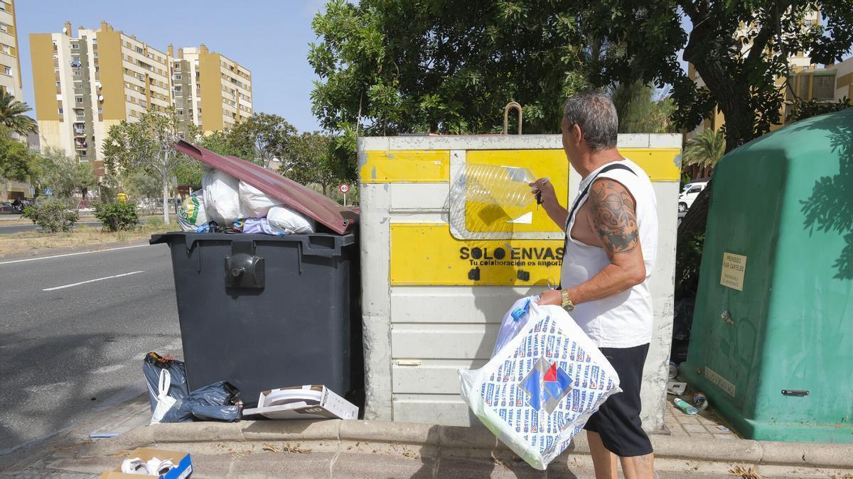 Acciona y Lopesan se quedan fuera del megacontrato de recogida de residuos de Las Palmas de Gran Canaria