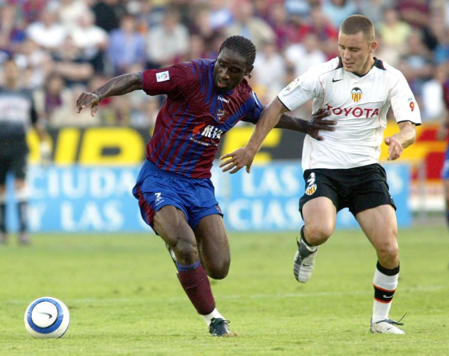 Derbi Levante-Valencia, las fotos de los mejores m