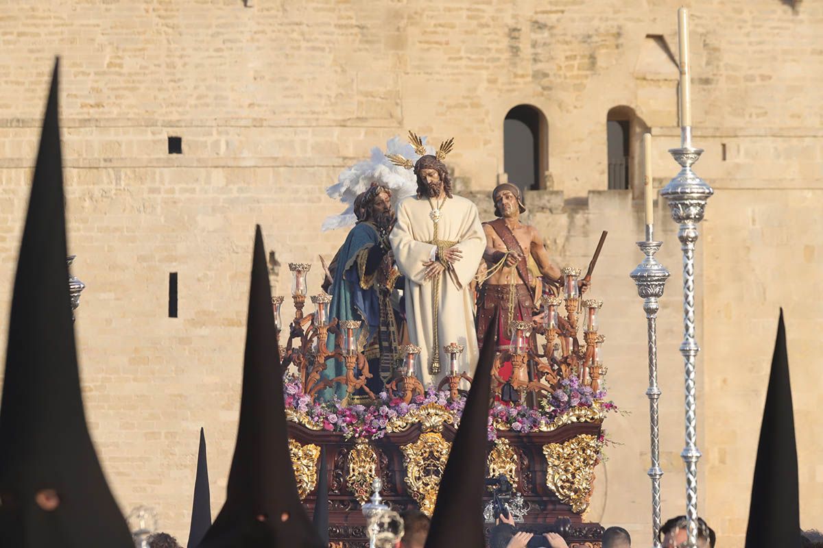 La hermandad del Amor vuelve a la Catedral