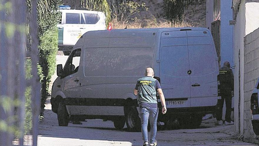 Aparece un fémur en la búsqueda de la desaparecida en Málaga