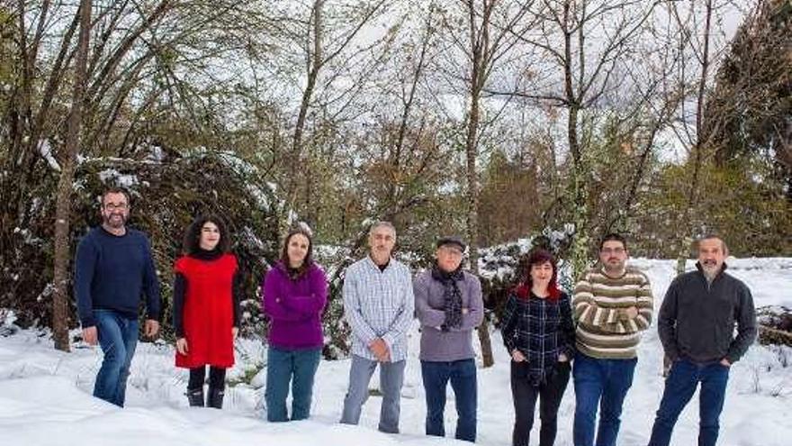 Integrantes del BNG en Castrelo do Val. // FdV