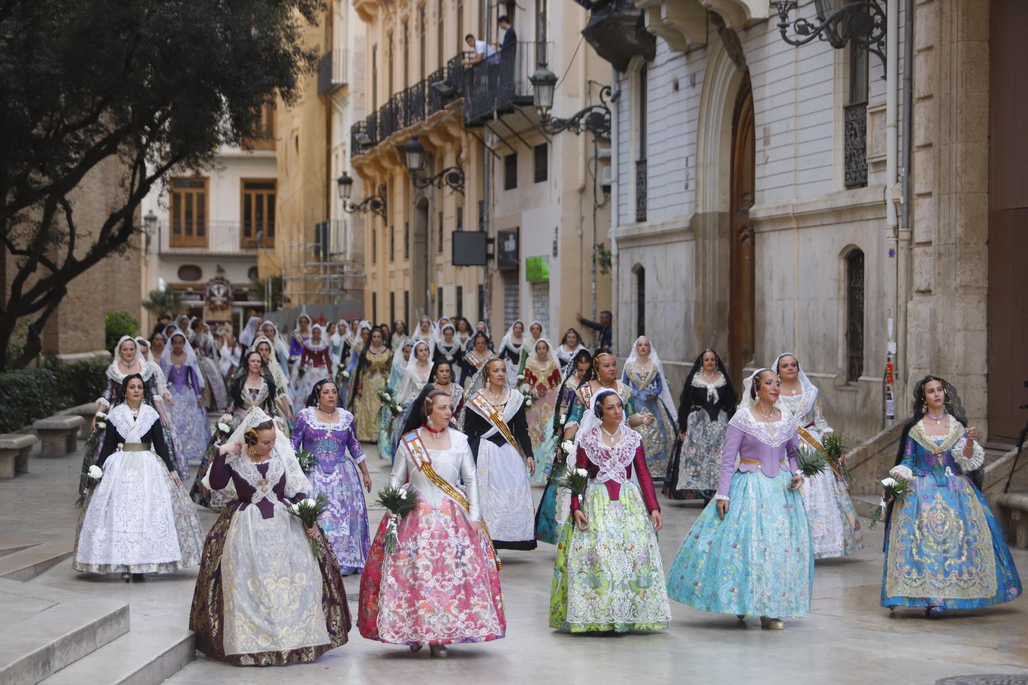 Búscate en el segundo día de la Ofrenda en la calle San Vicente hasta las 17 horas