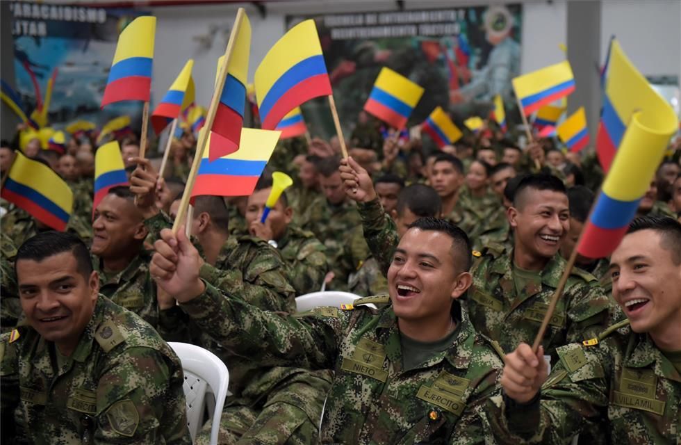 La alegría de Colombia tras el pase de los 'cafeteros'