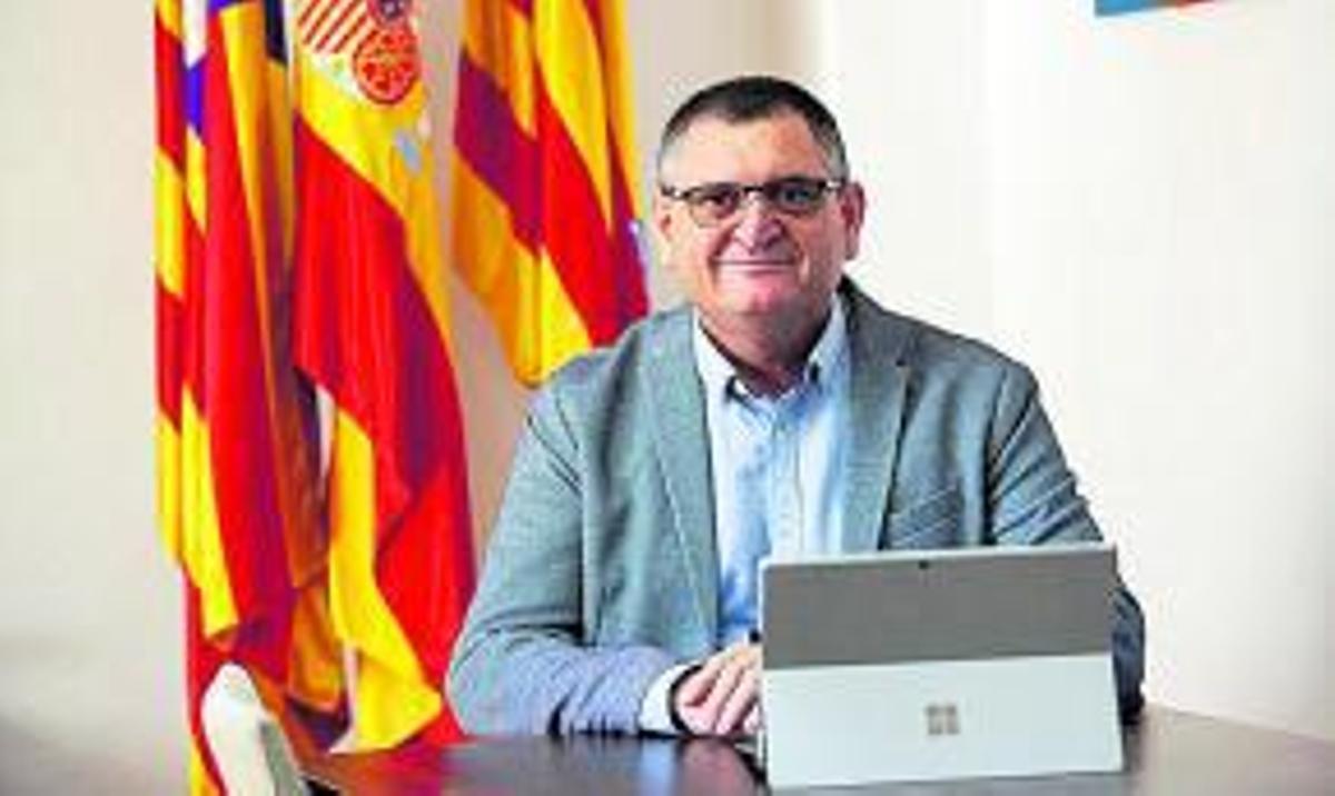 Cinco expertos analizan la situación de la gestión del agua en las Pitiusas | V. MARÍ