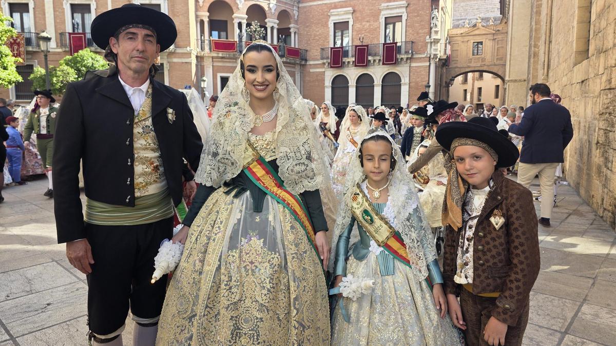 Carmen Prades, el año pasado, como fallera mayor de Convento, en la procesión de la Virgen