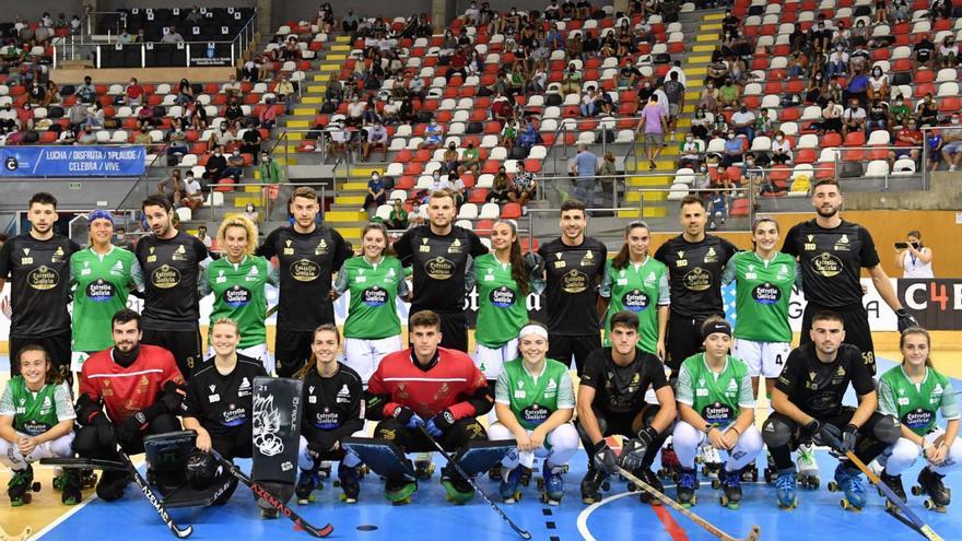 Los equipos masculino y femenino del Liceo posan juntos al inicio de la temporada pasada. |  // VÍCTOR ECHAVE