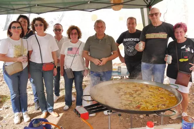 Búscate en la galería de fotos del Día de las Paellas de las fiestas de Nules